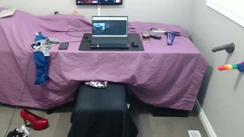 Snapshot of xxxxbrad chatting on March 2025 10:05:02 PM xxxxbrad online show from March 2025 10:05:02 PM