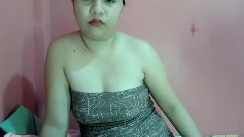 Snapshot of xxyummiee_69xx chatting on May 2026 06:47:01 PM jane online show from May 2026 06:47:01 PM