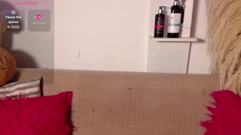 xyomarawild online show from September 2025 06:26:02 AM