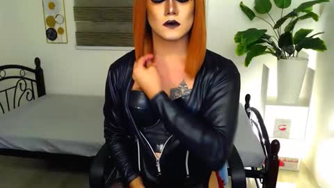 QueenMarina online show from May 2026 02:45:01 PM