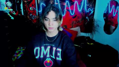 xzerox_ online show from September 2025 07:44:01 AM