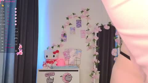 Snapshot of yakamozamazing chatting on July 2026 02:02:01 AM yakamozamazing online show from July 2026 02:02:01 AM
