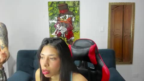 Snapshot of yake_elizabeth chatting on April 2026 07:15:01 PM yake elizabeth online show from April 2026 07:15:01 PM