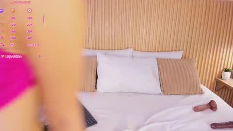 Yalezka online show from June 2026 04:29:02 AM