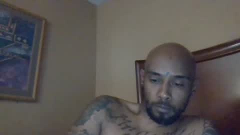 Snapshot of yallfavoritecouple chatting on March 2026 06:42:02 AM YallFav0rit3couple online show from March 2026 06:42:02 AM