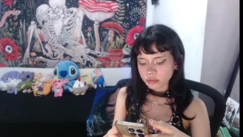 Snapshot of yami_star chatting on April 2026 01:22:01 AM yami online show from April 2026 01:22:01 AM