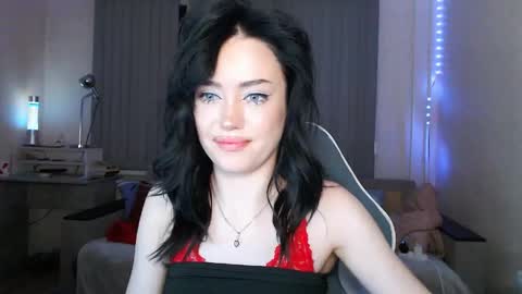 Snapshot of yamilean chatting on April 2026 12:24:01 AM Yami online show from April 2026 12:24:01 AM