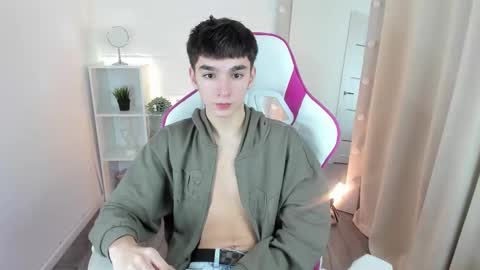 yamitwink online show from November 2025 05:24:01 AM