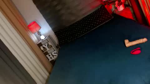 REYAN online show from October 2025 02:15:01 AM