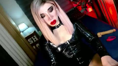 REYAN online show from November 2025 02:22:01 AM