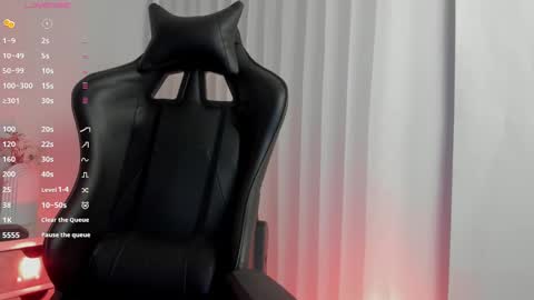 yan_nyan online show from September 2025 10:11:01 PM