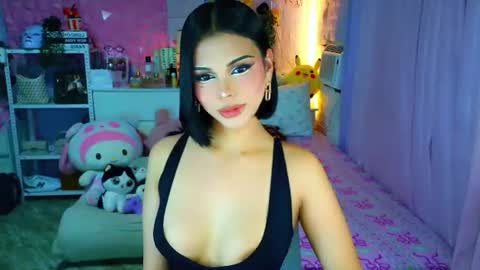 Snapshot of yang_audreylone chatting on July 2026 02:00:02 AM YANG AUDREY LONE online show from July 2026 02:00:02 AM