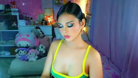 Snapshot of yang_audreylone chatting on July 2026 12:26:01 AM YANG AUDREY LONE online show from July 2026 12:26:01 AM