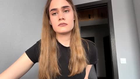 Kate online show from April 2026 12:02:01 PM