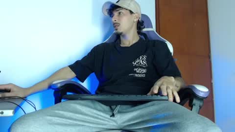 Snapshot of yankees_xxx chatting on March 2026 11:15:02 AM yankees online show from March 2026 11:15:02 AM