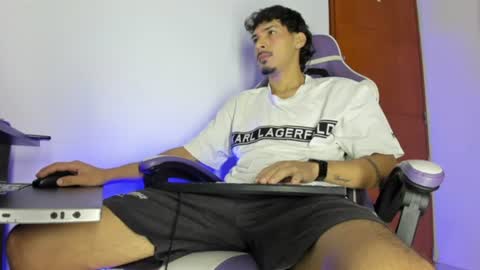 Snapshot of yankees_xxx chatting on March 2026 11:10:01 AM yankees online show from March 2026 11:10:01 AM