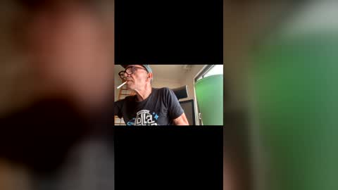 Snapshot of yannisv chatting on February 2026 04:55:02 PM yannisv online show from February 2026 04:55:02 PM