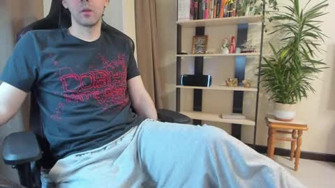 yanova online show from January 2025 04:57:01 PM