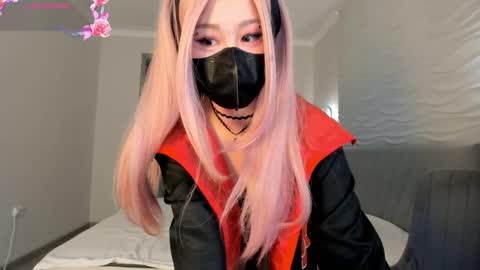 Yana online show from November 2025 10:55:02 PM