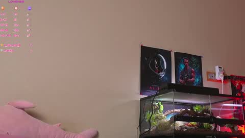 Snapshot of yaraliebe chatting on April 2026 10:46:02 AM Yara online show from April 2026 10:46:02 AM