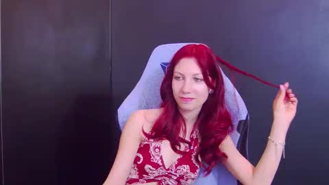 Snapshot of yasemina_ chatting on May 2026 10:26:02 PM Yase online show from May 2026 10:26:02 PM