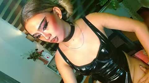 Snapshot of yasii19 chatting on April 2026 03:14:02 PM miss yasii online show from April 2026 03:14:02 PM
