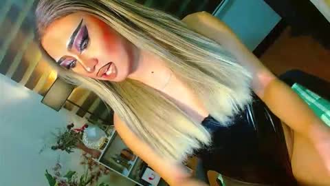 Snapshot of yasii19 chatting on May 2026 04:01:01 PM miss yasii online show from May 2026 04:01:01 PM
