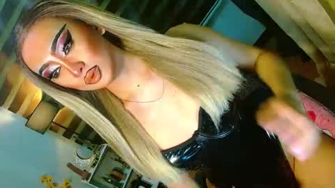 Snapshot of yasii19 chatting on May 2026 01:38:02 PM miss yasii online show from May 2026 01:38:02 PM