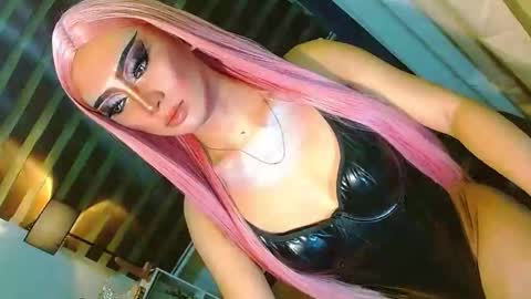 Snapshot of yasii19 chatting on June 2026 01:24:01 PM miss yasii online show from June 2026 01:24:01 PM