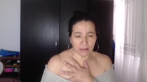 yasmin_love85 online show from December 2024 02:12:01 PM