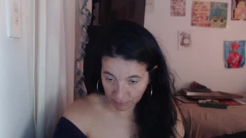yasmin_love85 online show from September 2025 03:35:01 PM