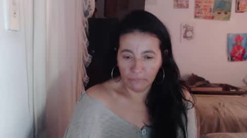 yasmin_love85 online show from November 2025 05:02:01 PM