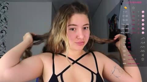 Snapshot of yasyaaa chatting on December 2024 02:08:02 AM Yasyaa  online show from December 2024 02:08:02 AM