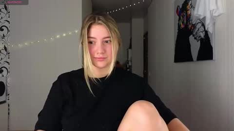 Snapshot of yasyaaa chatting on January 2025 03:00:02 AM Yasyaa  online show from January 2025 03:00:02 AM