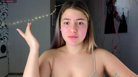 Snapshot of yasyaaa chatting on March 2025 04:19:01 AM Yasyaa  online show from March 2025 04:19:01 AM