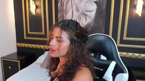 yaya23x online show from February 2025 07:17:02 PM