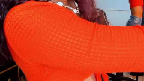 yaya23x online show from February 2025 12:27:01 PM