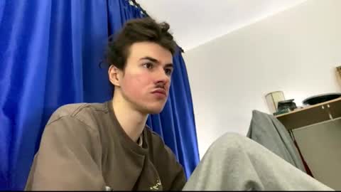 yayay333 online show from March 2026 09:06:01 PM