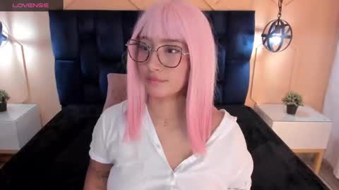 Snapshot of yazmin_rouse chatting on January 2025 01:31:01 PM Yazmin online show from January 2025 01:31:01 PM