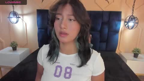 Snapshot of yazmin_rouse chatting on January 2025 11:58:02 AM Yazmin online show from January 2025 11:58:02 AM