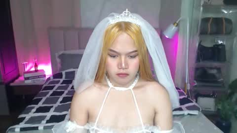 Yazzi online show from September 2025 04:25:02 AM