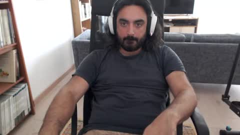 yeeaahoo online show from July 2026 02:11:01 PM