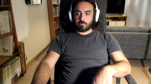 yeeaahoo online show from July 2026 07:22:02 PM