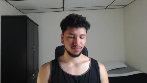 yeff online show from November 2025 12:32:01 AM