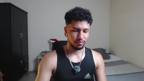 yeff online show from December 2025 01:02:02 AM