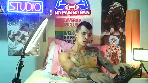 yeisoncastellanos1999 online show from September 2025 12:14:01 AM