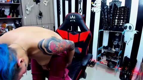 Yelena online show from December 2024 01:36:02 AM