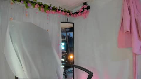 YELINA online show from March 2026 11:11:01 PM