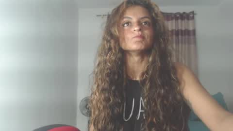 Snapshot of yemaya_28 chatting on April 2026 05:10:02 AM Yemaya 28 online show from April 2026 05:10:02 AM