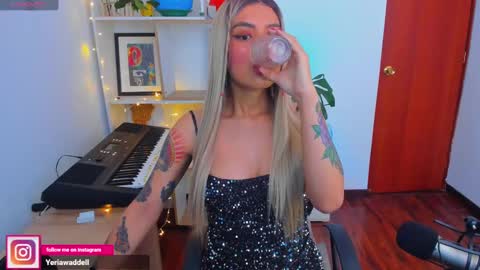 yeriawaddell  online show from December 2024 03:06:02 PM